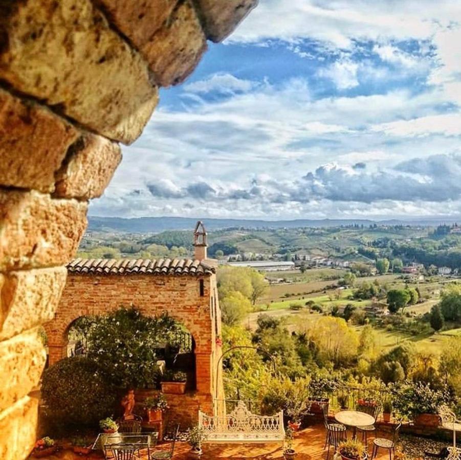 B&B Osteria Del Vicario Черталдо Екстериор снимка