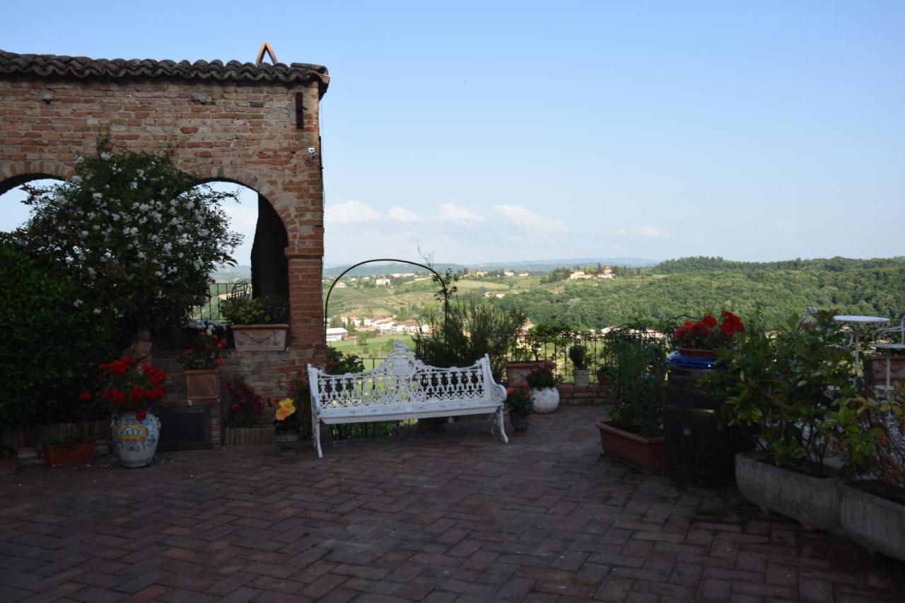 B&B Osteria Del Vicario Черталдо Екстериор снимка
